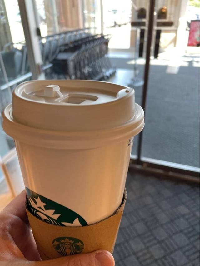 スターバックス コーヒー 函館蔦屋書店 - サブ画像1
