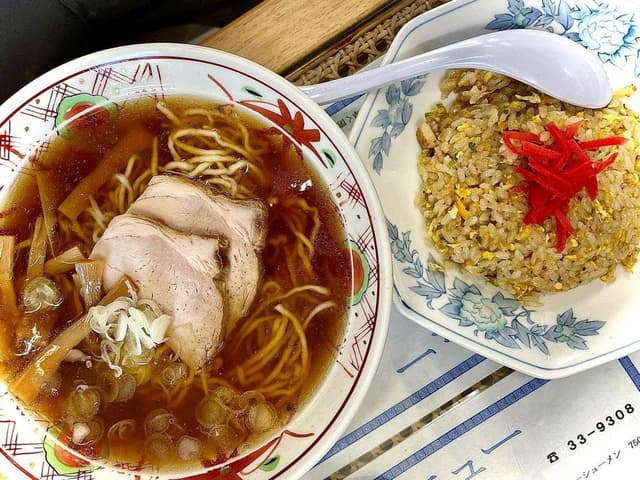 山忠食堂 - サブ画像1