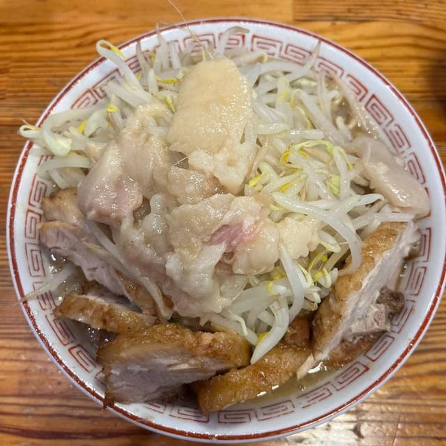 ラーメン神豚 横須賀中央店 - サブ画像3