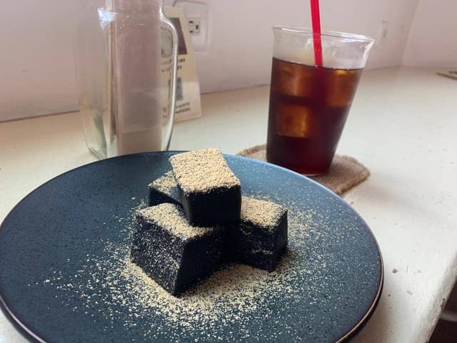 SHIROUZU COFFEE ROASTER 警固店 - サブ画像1
