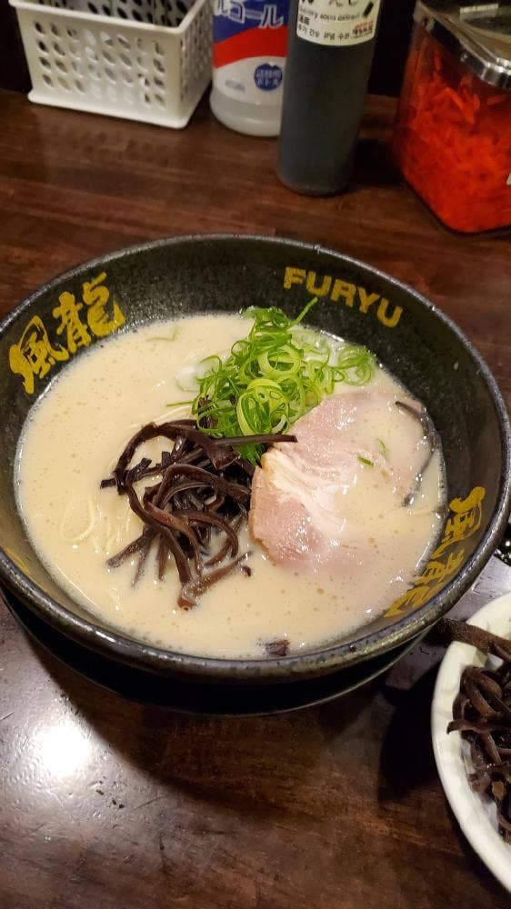 とんこつラーメン 博多風龍 大宮東口駅前店 - サブ画像2