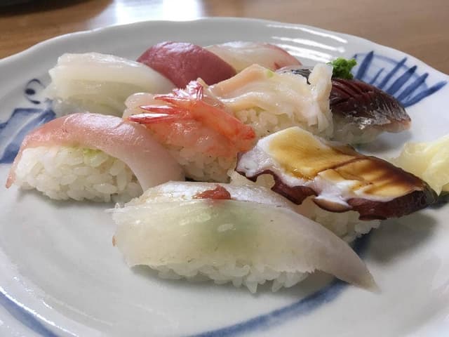 つるぎ福喜寿司 - サブ画像1