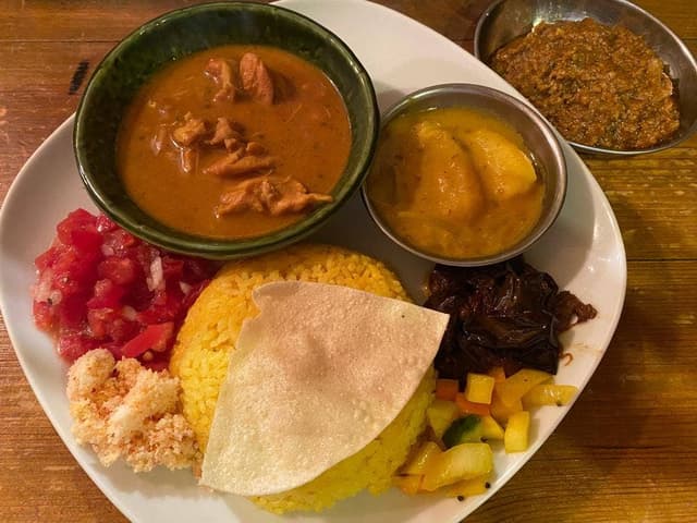 カレーや デッカオ - サブ画像3