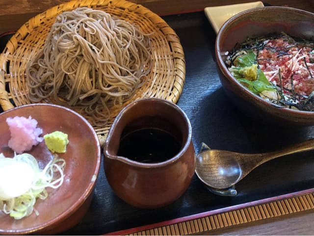 手打ち十割そば 紀山 芽室店 - サブ画像1