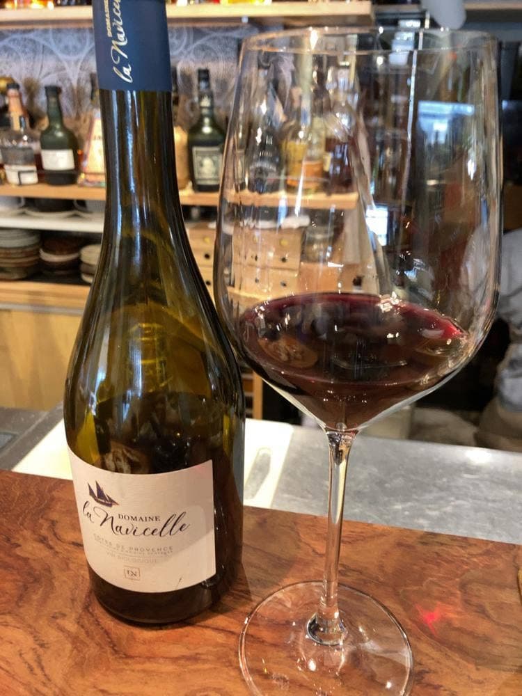 Natural Wine Shop&Bar Histoi