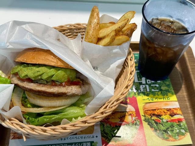 フレッシュネスバーガー エキマルシェ新大阪ソトエ店 - サブ画像1