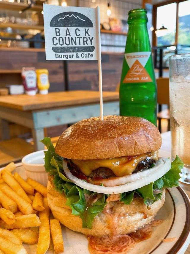 Back Country Burger & Cafe 八ヶ岳本店 - サブ画像1
