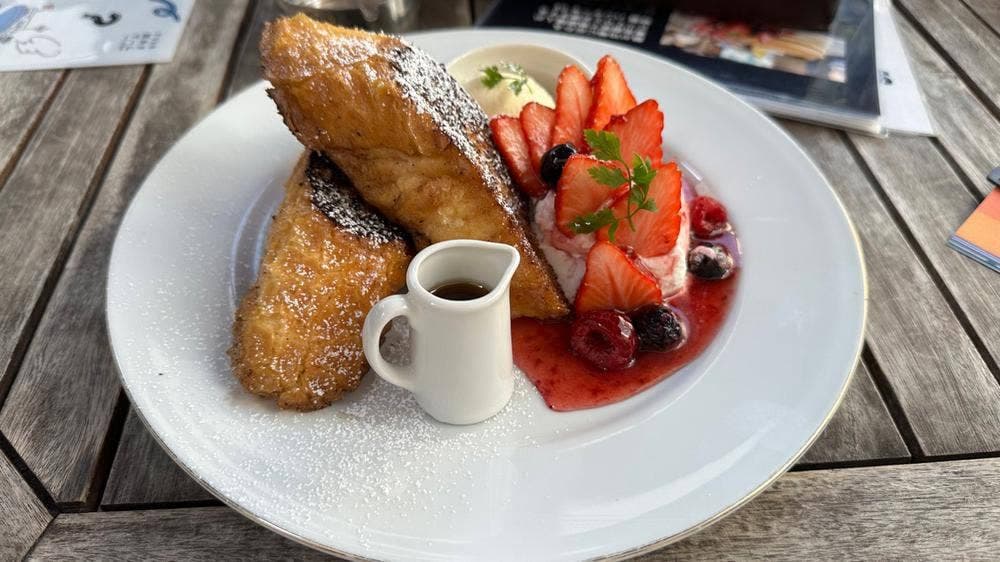 CHILLULU COFFEE and HOSTEL