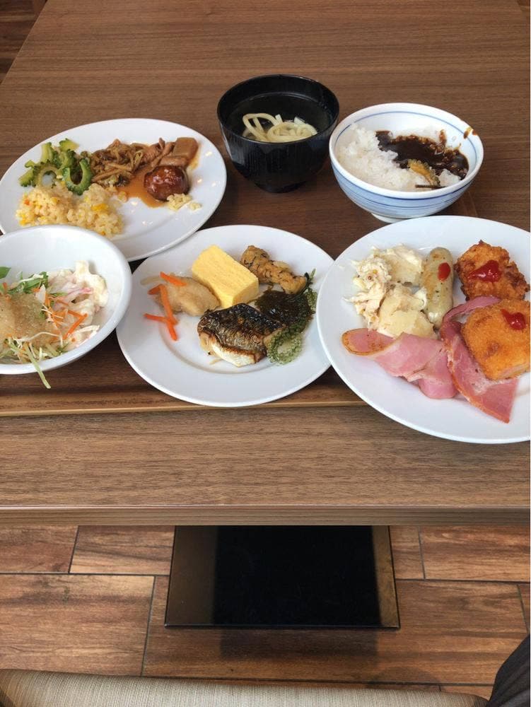 ブッフェレストラン TIIDA ヒューイットリゾート那覇