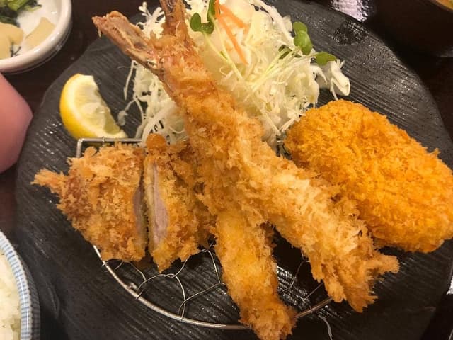 手打ちとんかつ かつ屋 ラクト山科店 - サブ画像1
