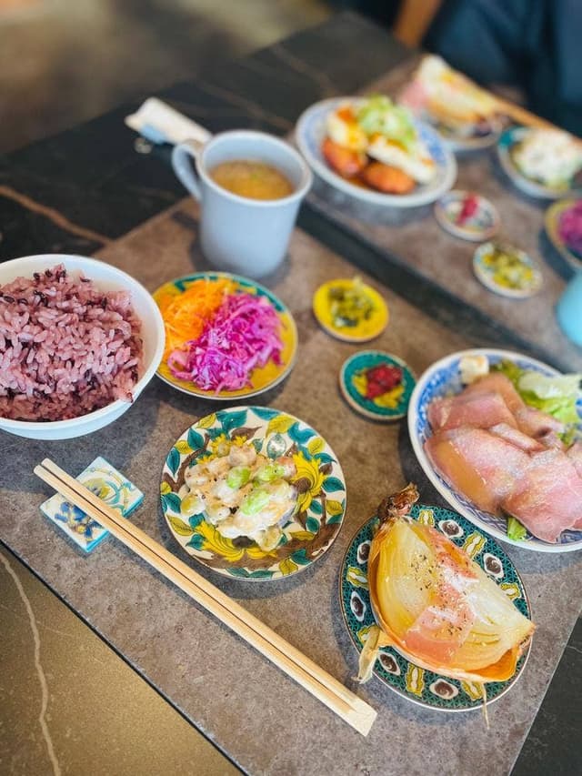 食堂カフェpotto×タニタカフェ もりのみやキューズモールBASE店 - サブ画像1