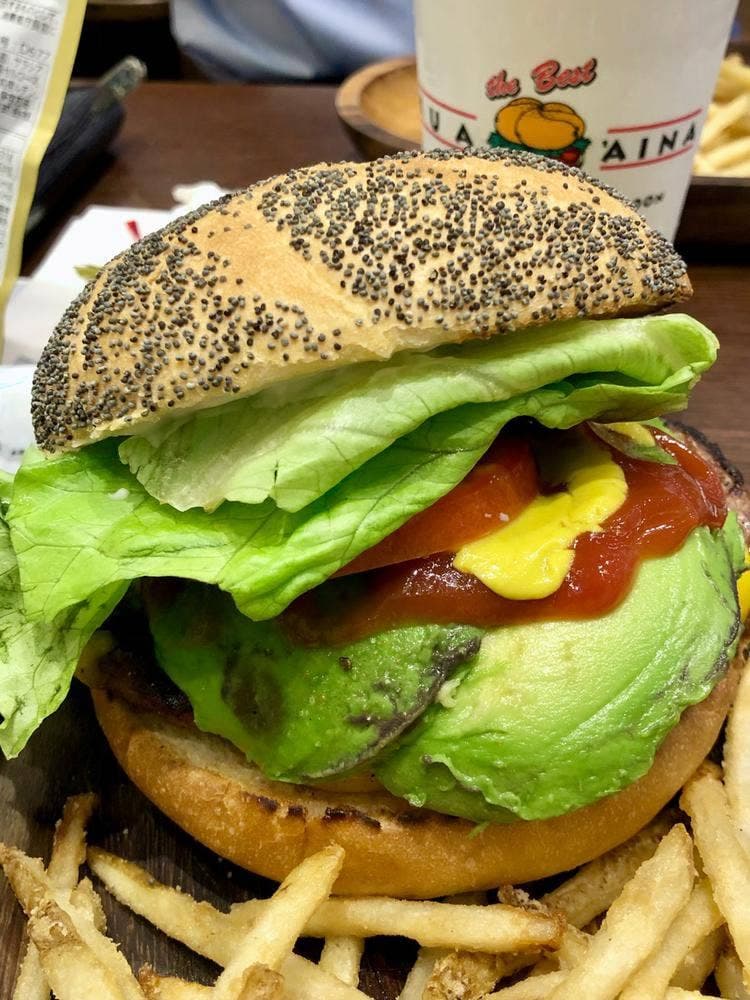 KUA`AINA 横浜ベイクォーター店