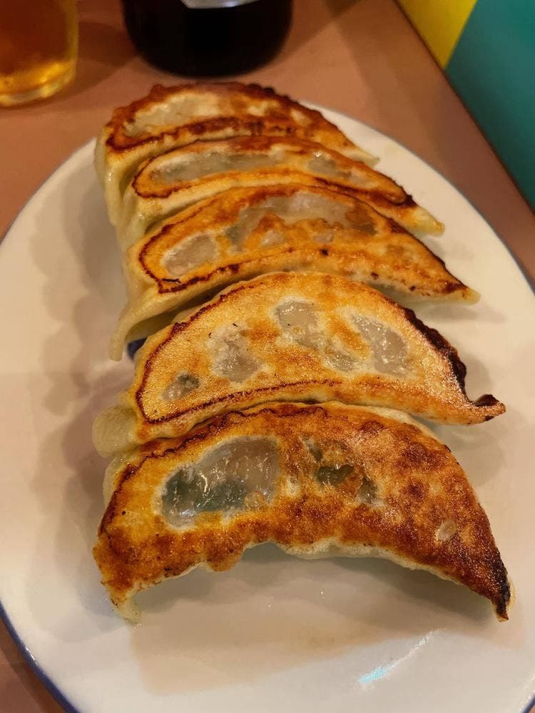 餃子専科Lee 新宿本店
