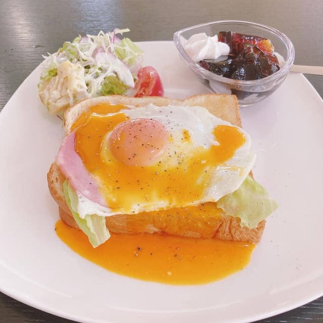 カフェ ルトンヌ - サブ画像2