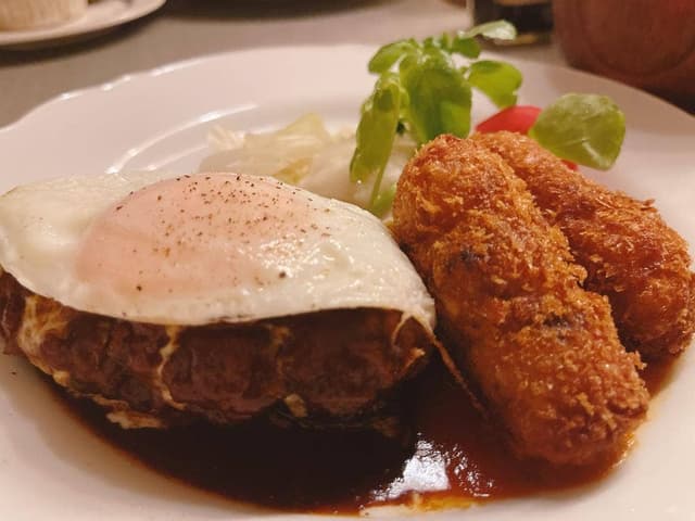 洋食クアトロ 元町店 - サブ画像1