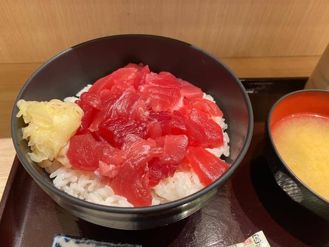 海鮮丼の店 やまけい ル・シーニュ - サブ画像1