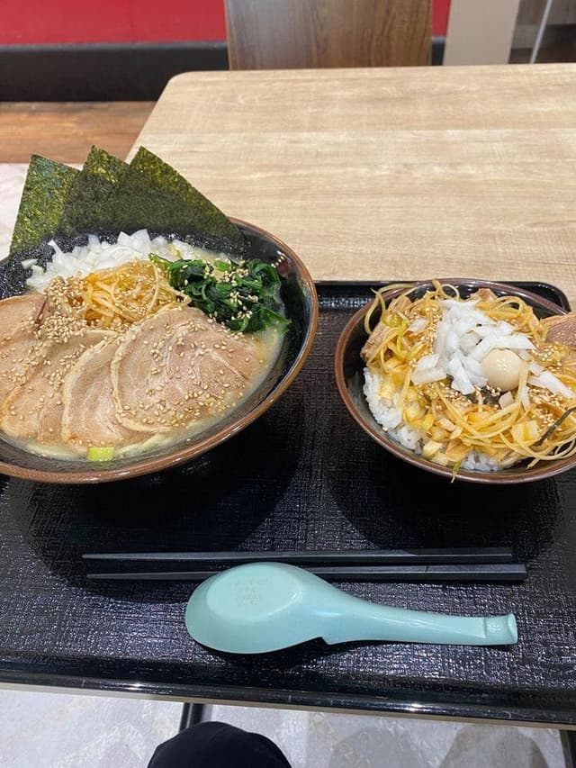 横浜家系ラーメン 壱角家 アリオ西新井店 - サブ画像3