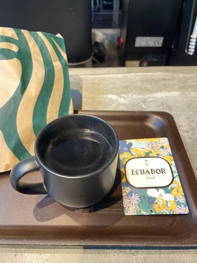 スターバックス コーヒー 鎌倉御成町店 - サブ画像1