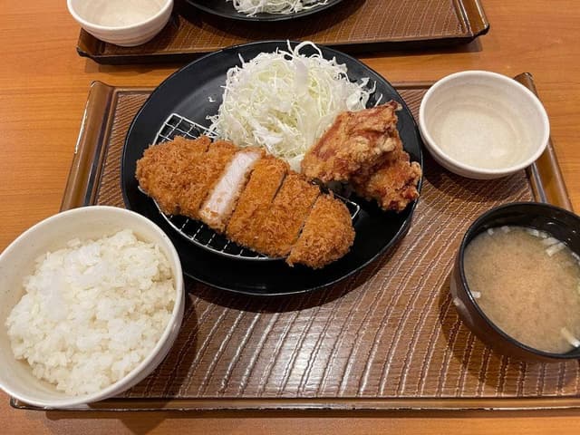 とんから亭 鳥取安長店 - サブ画像1