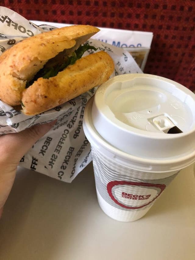 BECK'S COFFEE SHOP 東京新幹線店 - サブ画像1
