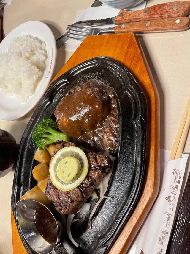肉の万世 高島平店 - サブ画像3