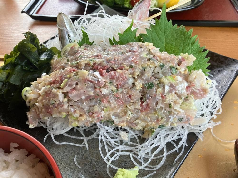 魚屋の磯料理 まるとし