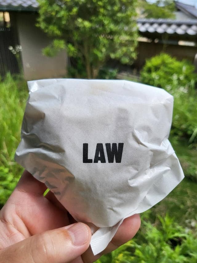 LAW - サブ画像1