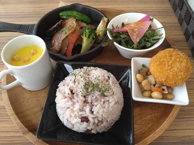 ヒルズテラス LAGO BIANCO - サブ画像1