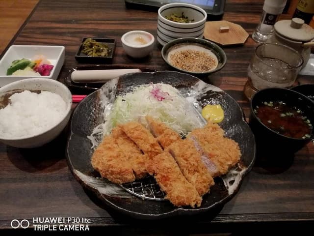 とんかつ勝烈亭 アミュプラザくまもと店 - サブ画像1