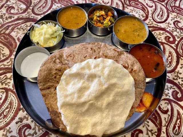 SATYAM インド料理 サティヤム - サブ画像1