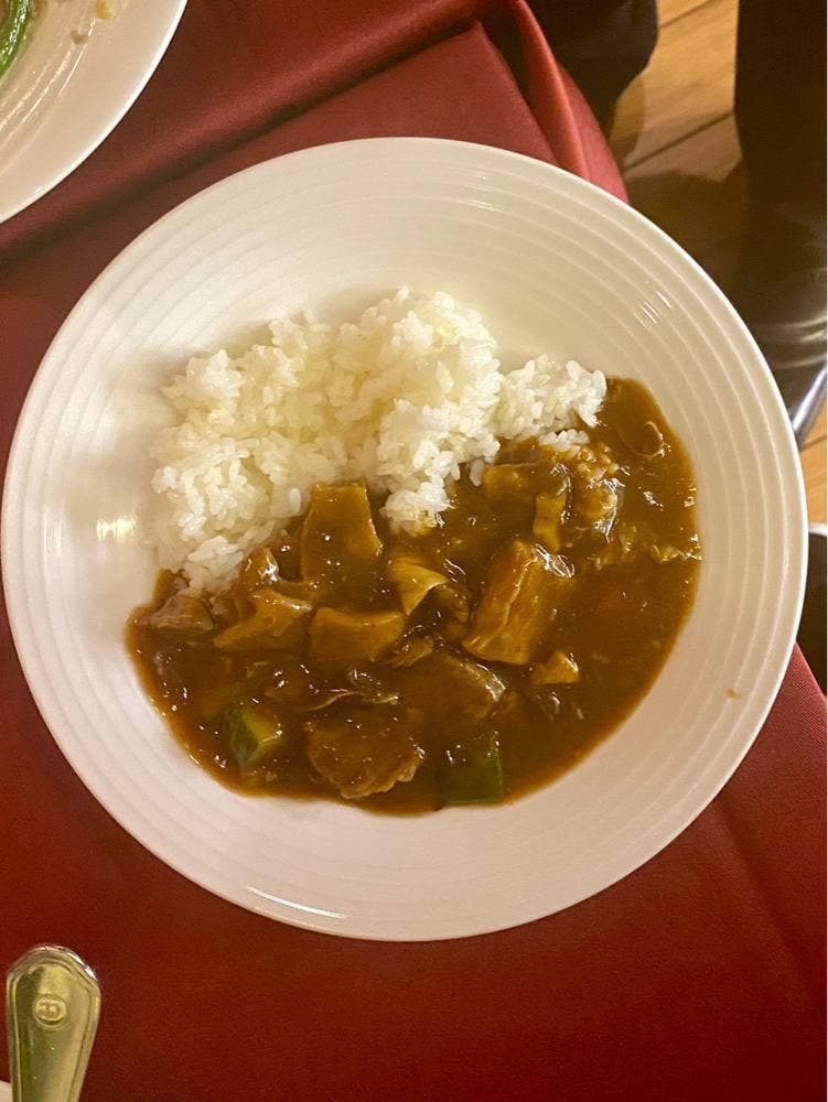ポム・ダダン
