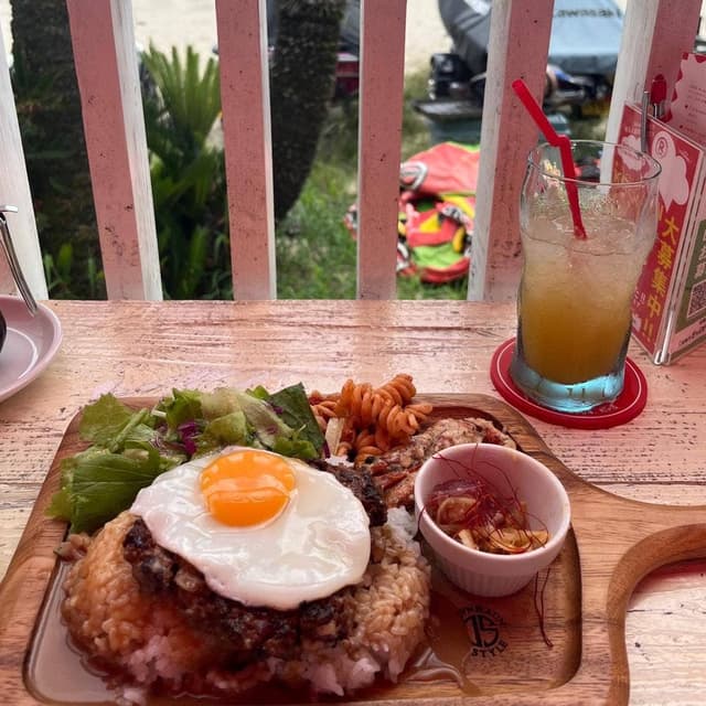 R cafe - サブ画像1