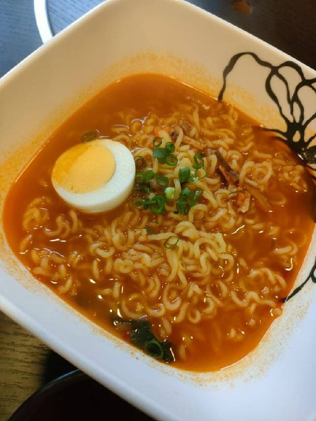 ナリ食堂 - サブ画像1