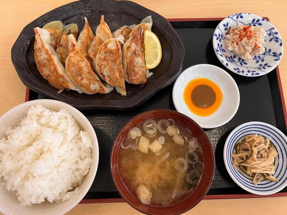 横堀餃子