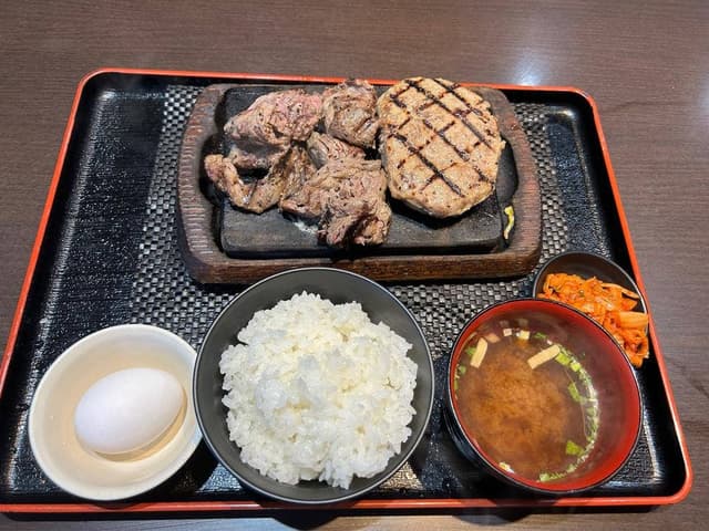 感動の肉と米 東浦店 - サブ画像3