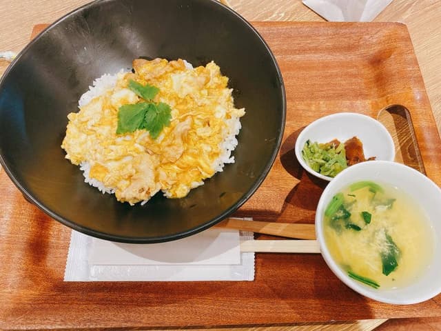 親子丼と唐揚げ TAMAGOYA ジアウトレット湘南平塚店 - サブ画像2