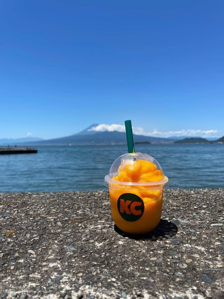 KUZURA CAFE