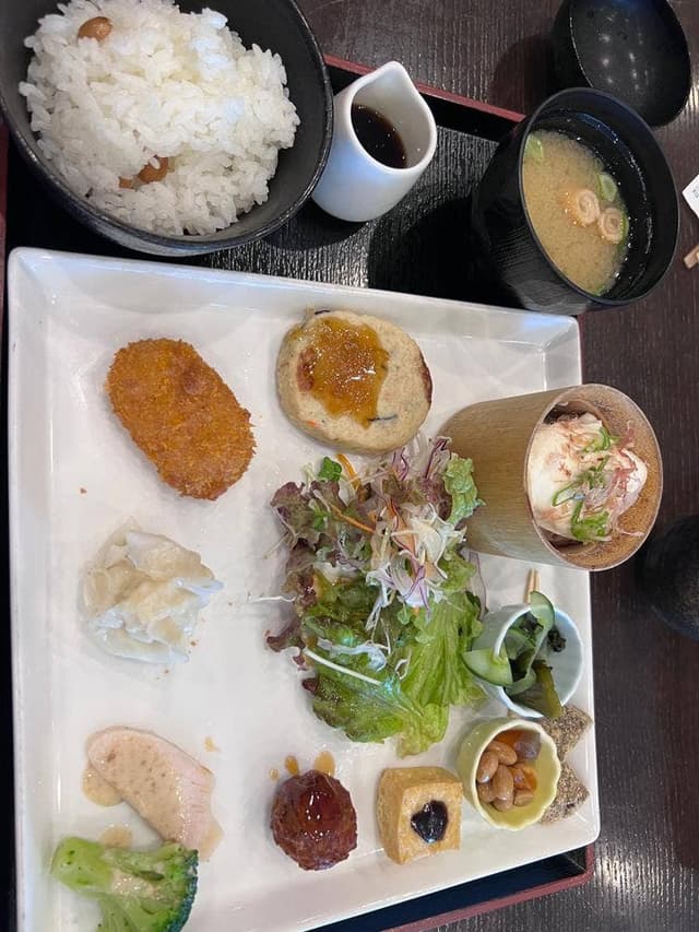 豆冨・近江牛・釜めし だいず屋 近鉄百貨店草津店 - サブ画像3