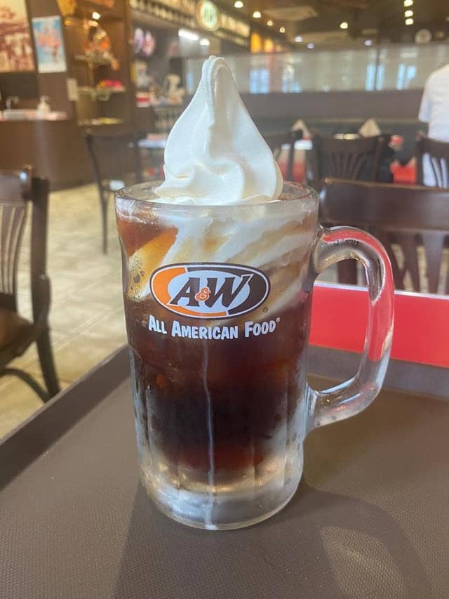 A&W OKINAWA 宮古空港店 - サブ画像2