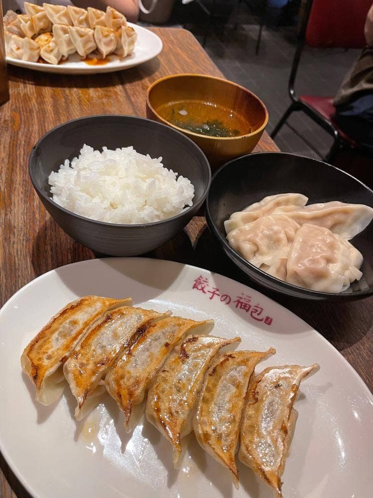 餃子の福包 中目黒店