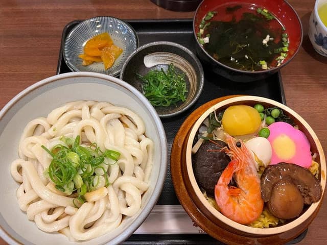 伊勢おはらい町 わらじや - サブ画像1
