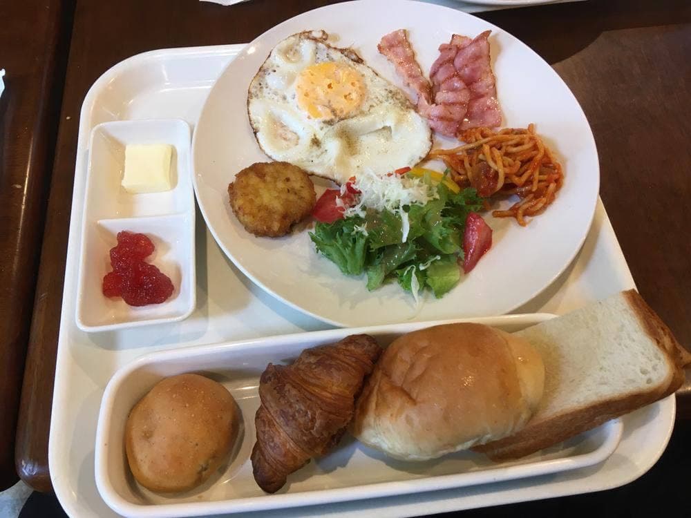 安心・安全なパンとケーキのお店 びろん