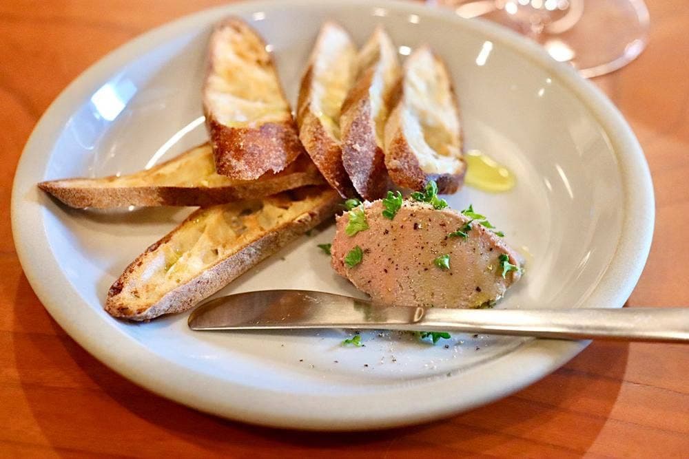 ワインと食事ブッファ