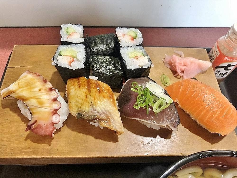 鳴門屋