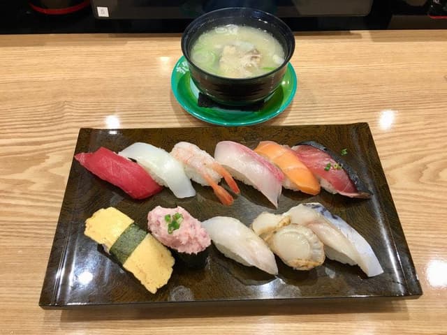すし食いねぇ！ 富山二口店 - サブ画像3