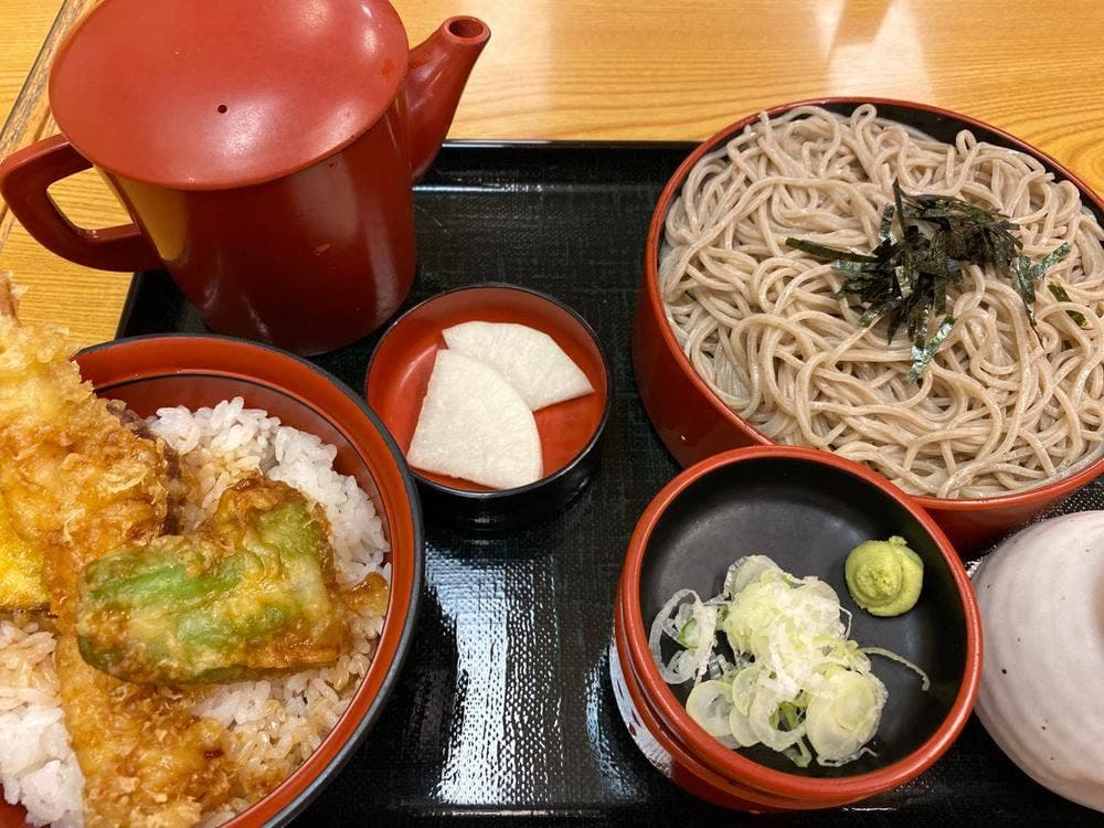 そば処 丸松 空港店