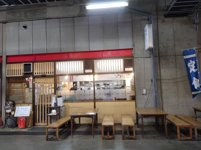 まんぷく食堂 市場店 - サブ画像1