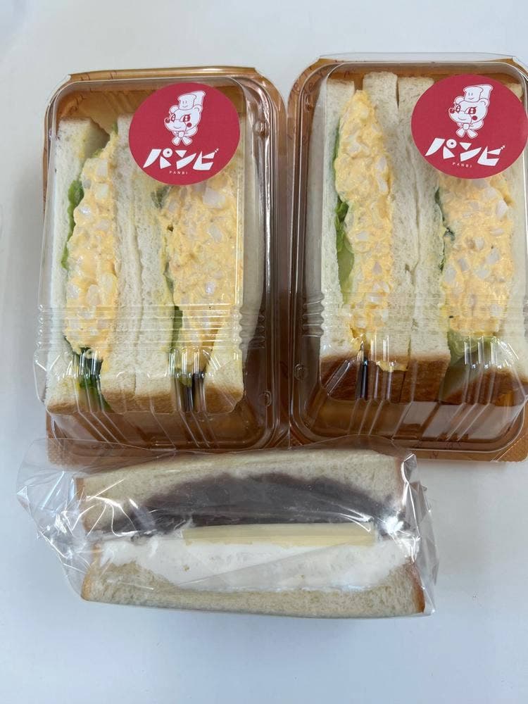 ベーカリー パンビ