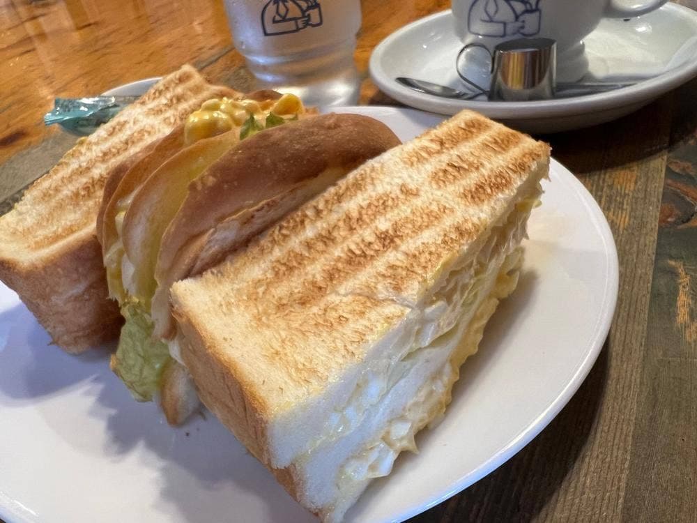 コメダ珈琲店 四日市病院前店