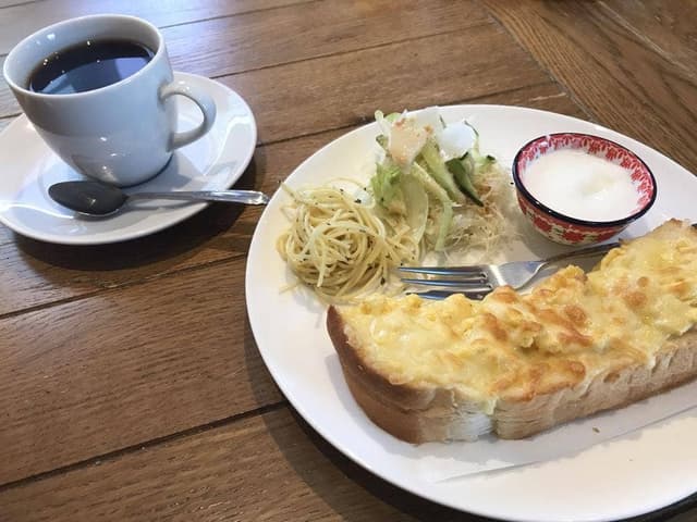 RISE CAFE - サブ画像1